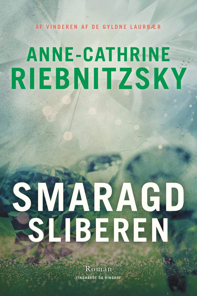 Læs et uddrag af Anne-Cathrine Riebnitzskys anmelderroste roman Orkansæsonen og stilheden